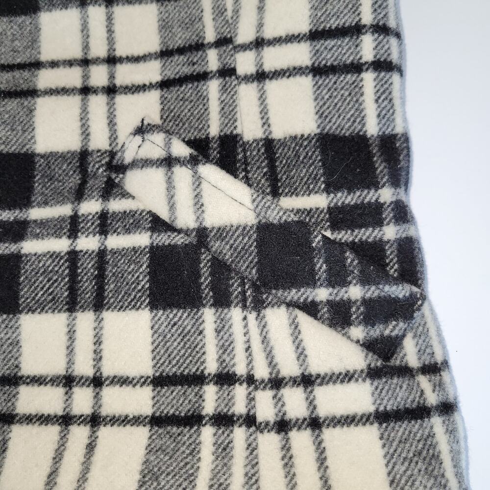 Woolrich Black & White Moccasin Plaid Wool Blend Vest Cozy Layering Piece Size L - Picture 5 of 12